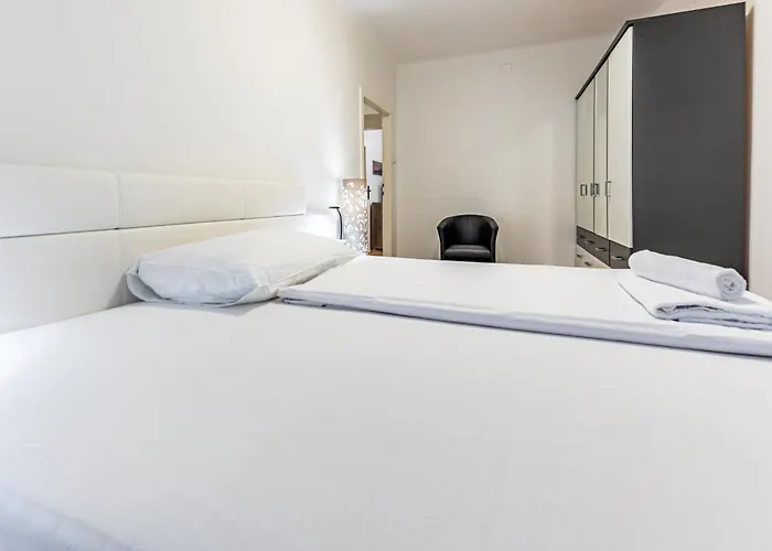 Sunny By Jr - Monthly Apartamento Viena